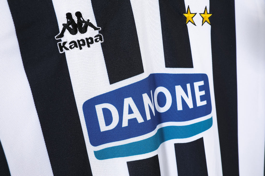 Juventus 1998/99 (Home Kit)