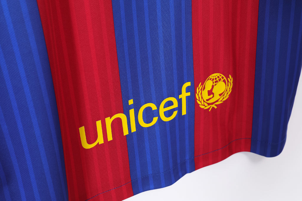 Barcelona 2016/17 (Home Kit)