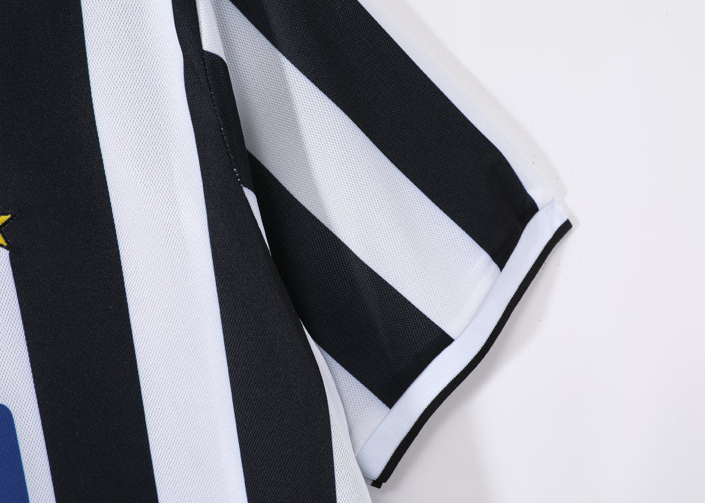 Juventus 1998/99 (Home Kit)