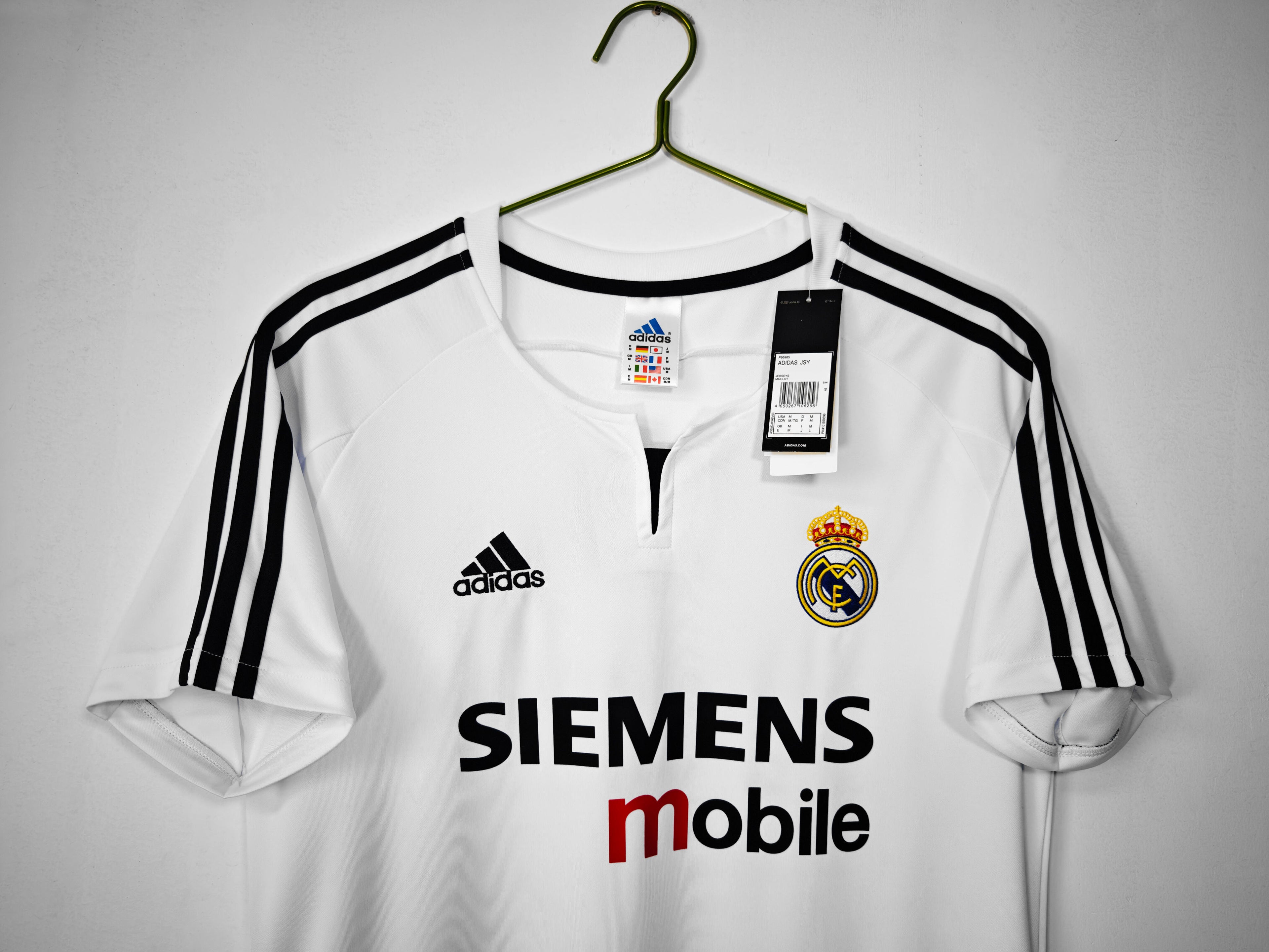 Real Madrid 2003/04 (Home Kit)