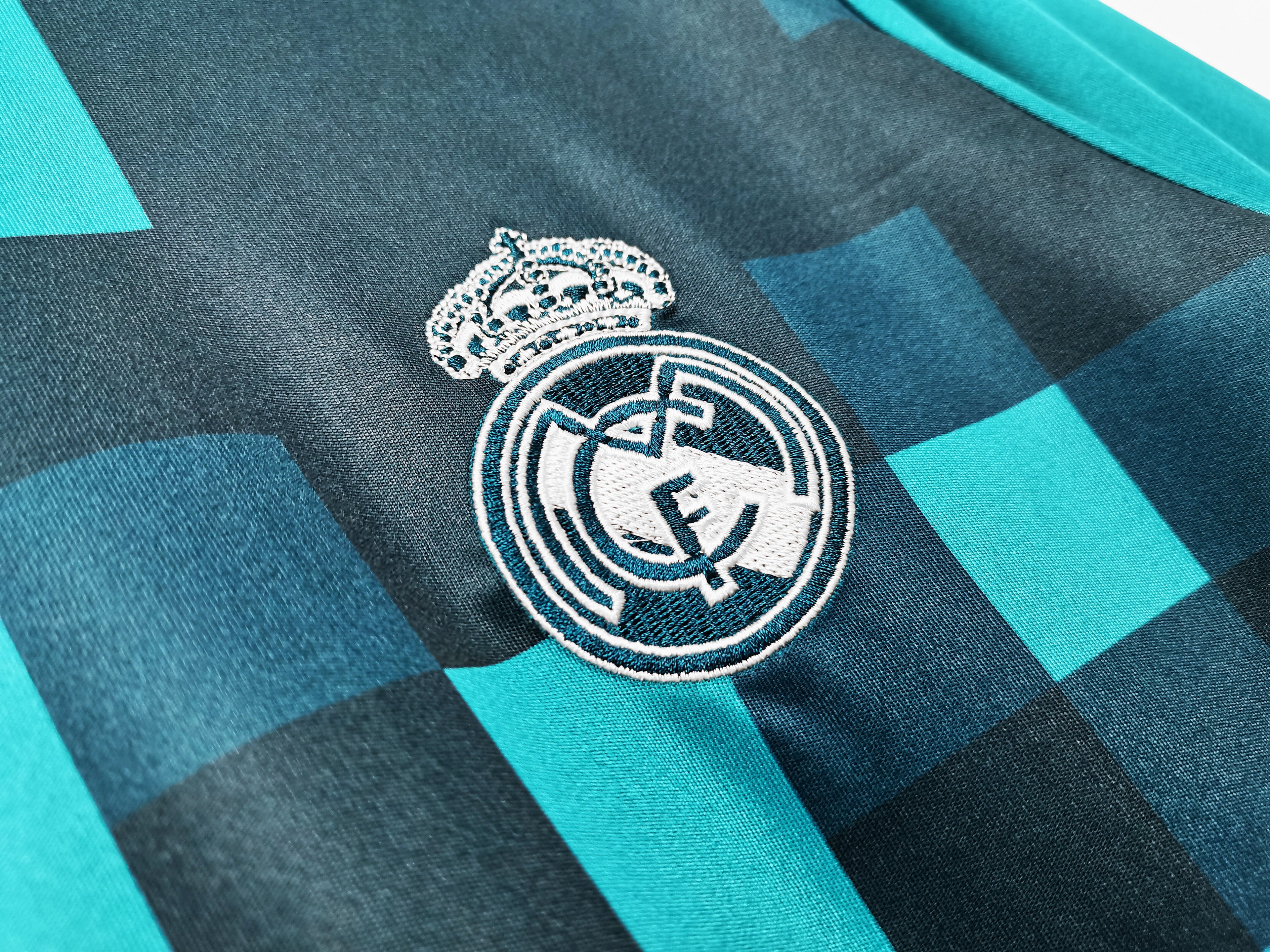 Real Madrid 2017/18 (Third Kit)