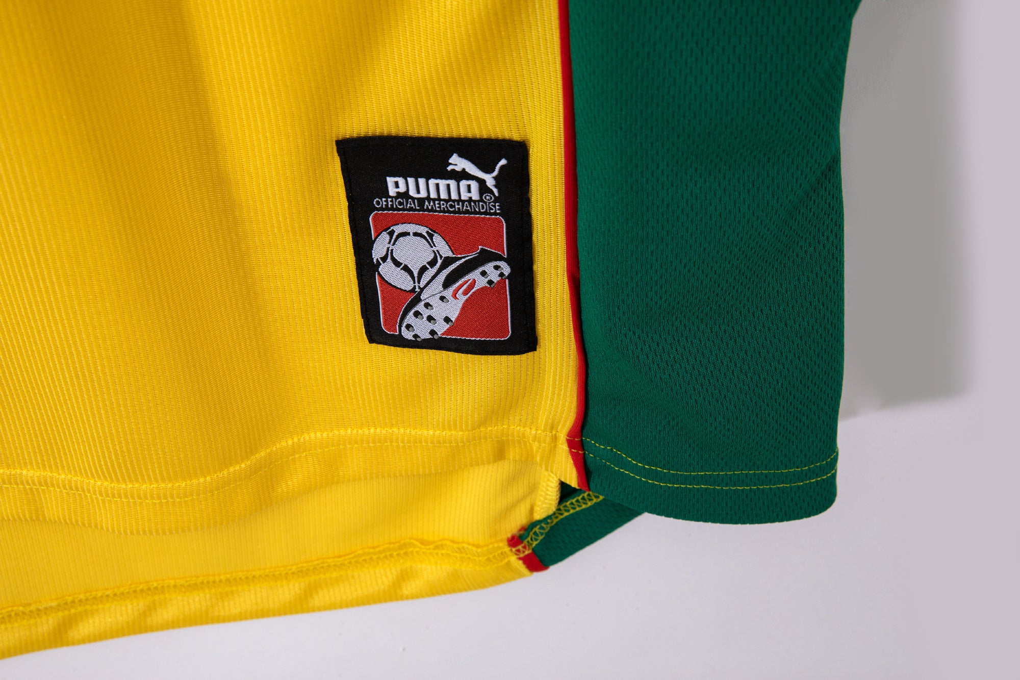 Camerún 1998/99 (Away Kit)