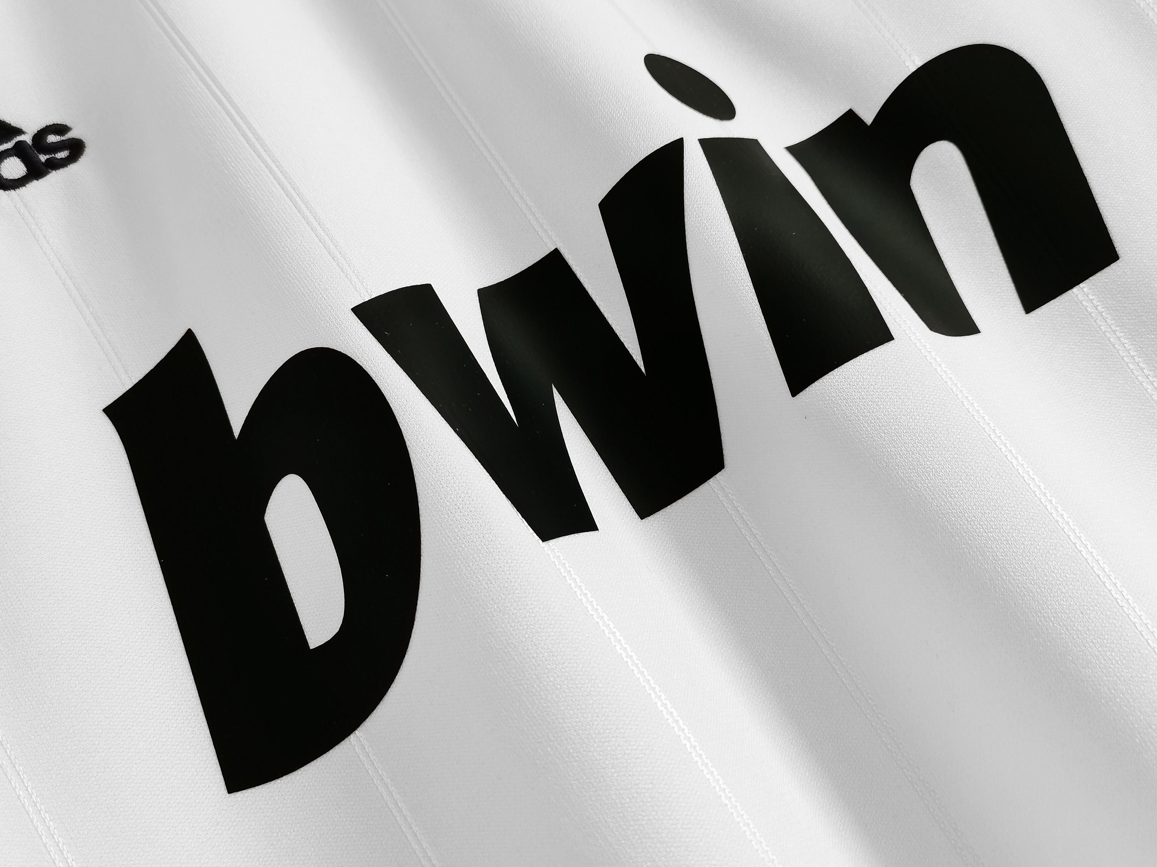 Real Madrid 2012/13 (Home Kit – Long Sleeve)
