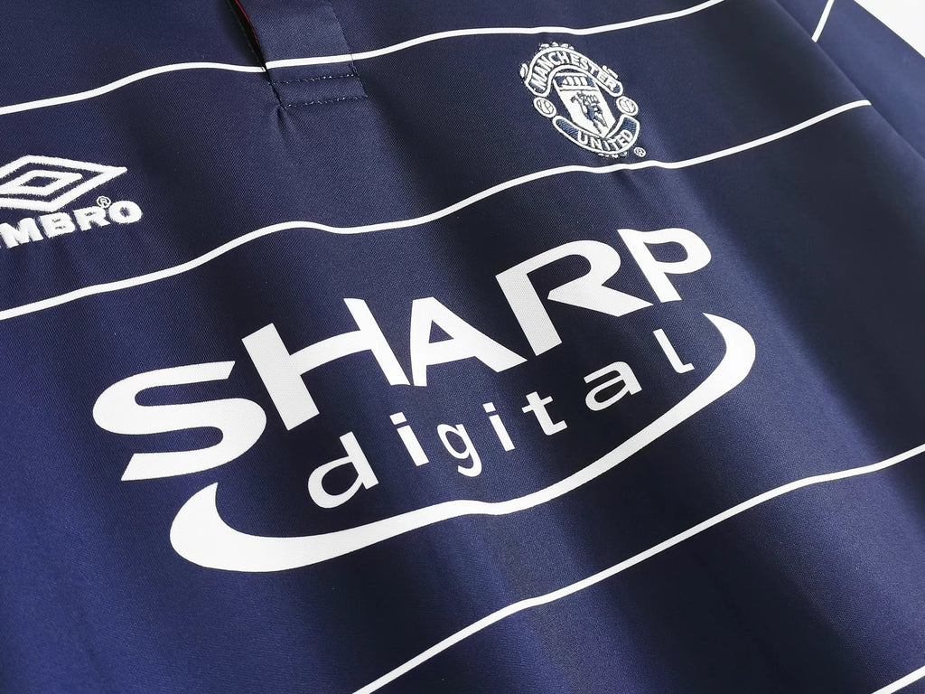 Manchester United 1999/2000 (Third Kit)